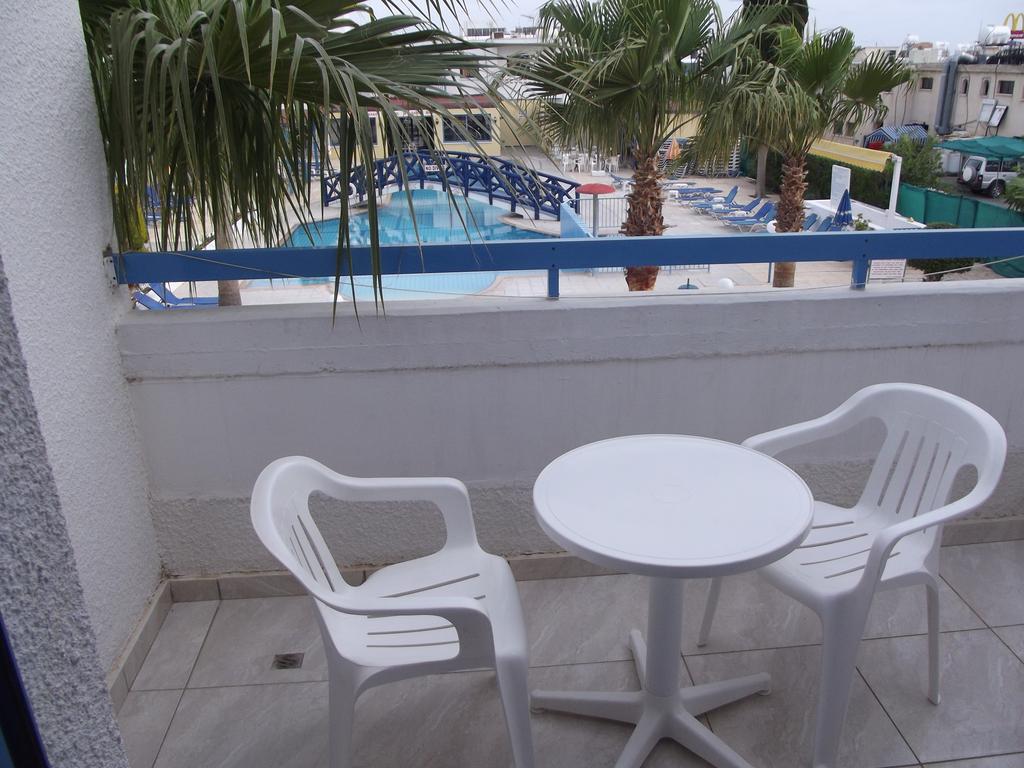 Kefalonitis Hotel Apartments Paphos Exterior foto